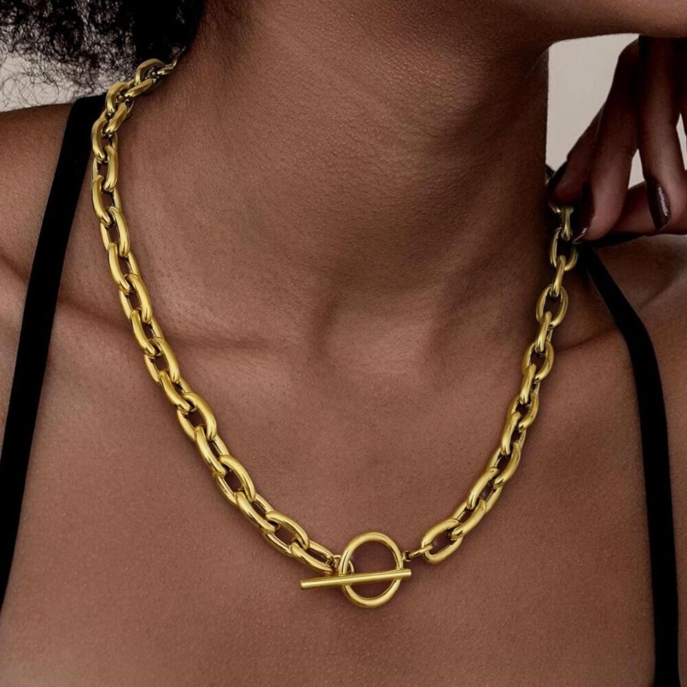 18k Gold Plated Stainless Steel Chic Chain Necklace with Toggle Clasp 011626